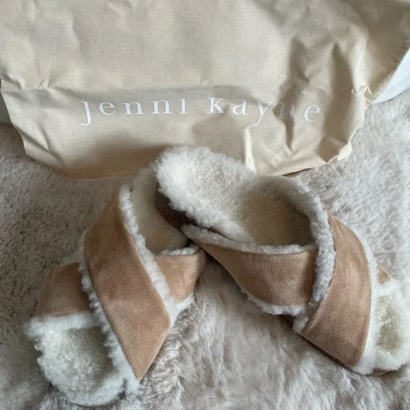 NWOT Jenni Kayne Tan and Cream Shearling and suede slide slippers. Size 38. - Picture 2 of 7